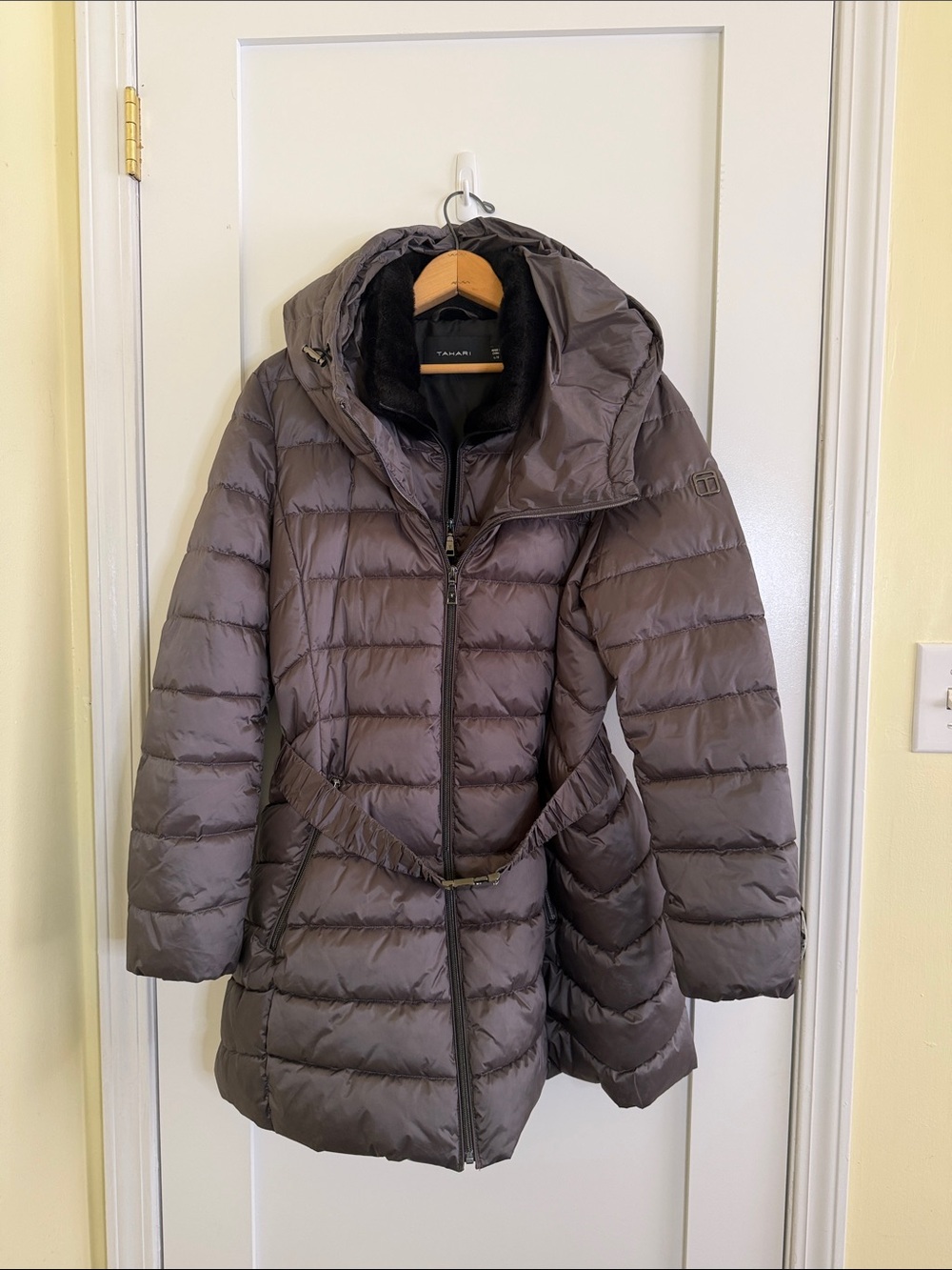 Tahari Gray Quilted Hooded Puffer Coat